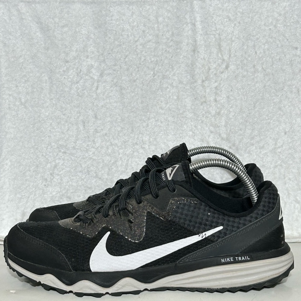 Nike Womens Black Juniper Trail Running Athletic Sneakers Shoes SZ US 10 - Picture 2 of 11